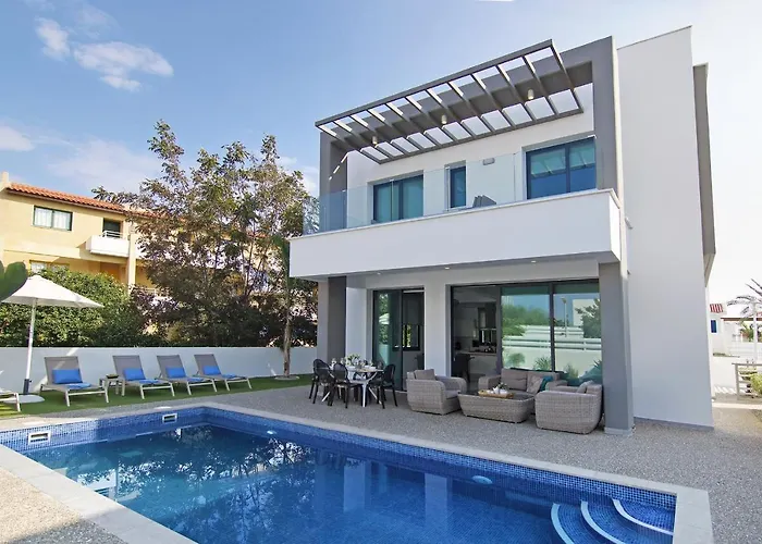 Maritime Vila Protaras