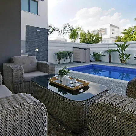 Villa Maritime *