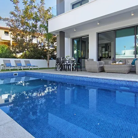 Villa Maritime *